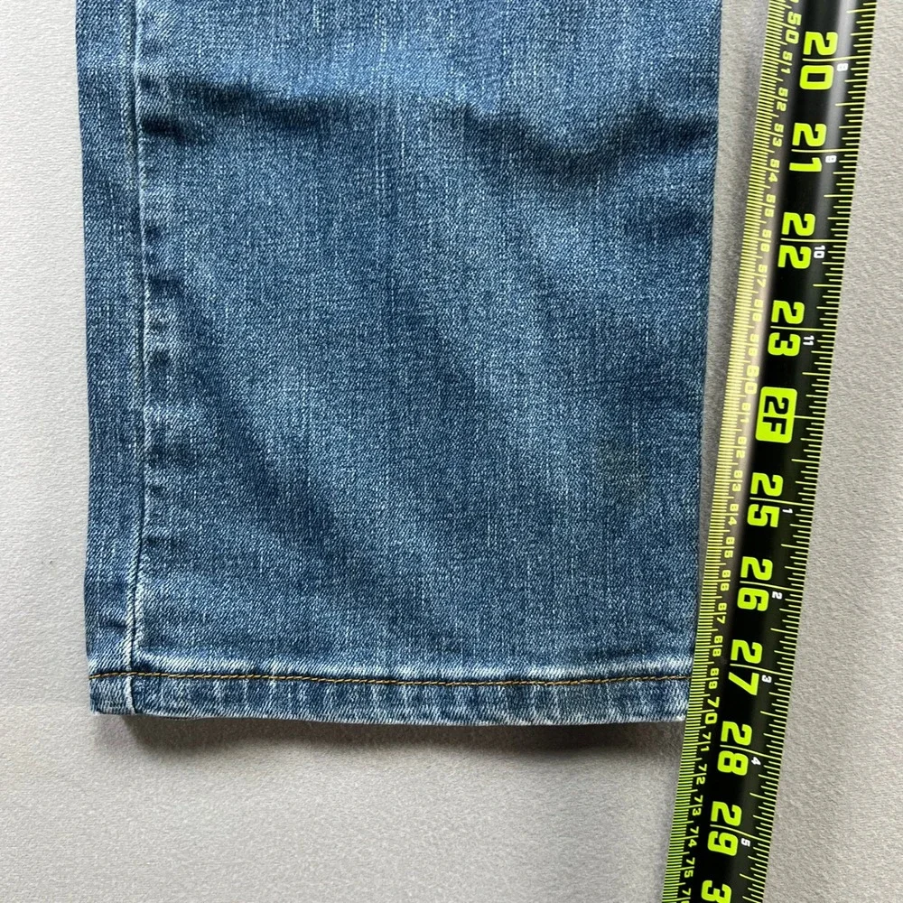 Wrangler Straight Fit Jeans Mens 31x30 Medium Wash Blue Denim 112326614
